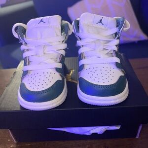 Jordan 1 White Oxidized Green-sail